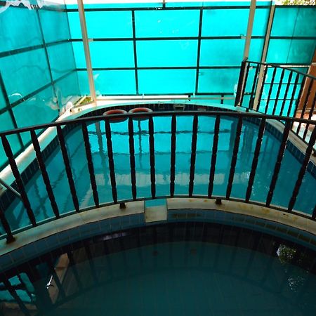 Al Ahmadi Plaza Resort Янбу Экстерьер фото