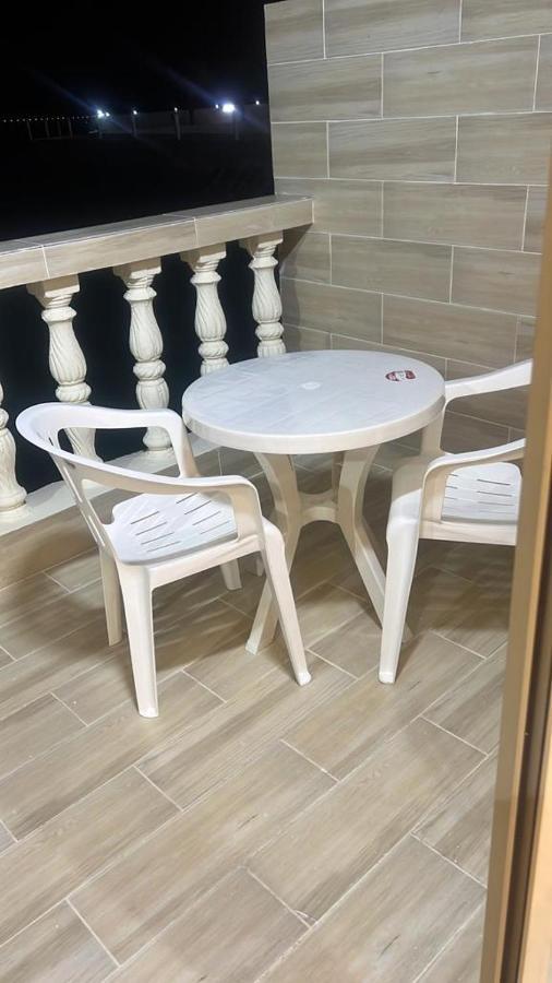 Al Ahmadi Plaza Resort Янбу Экстерьер фото