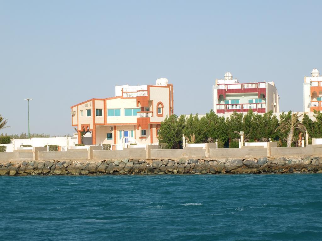 Al Ahmadi Plaza Resort Янбу Экстерьер фото